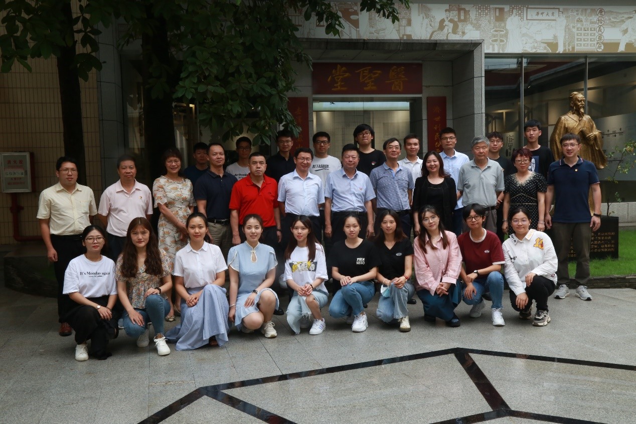 后浪来袭，皇冠现金有YOUNG ——2020年应届结业生新员工华美登。