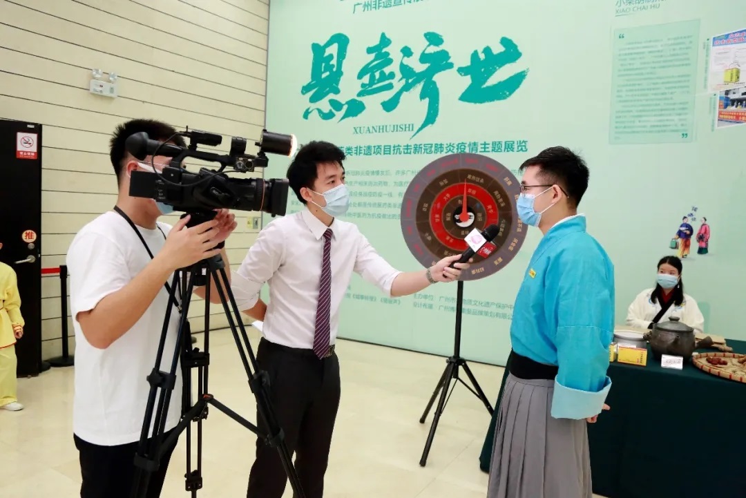 非遗日悬壶济世论抗疫，小柴胡直播首秀放色泽！