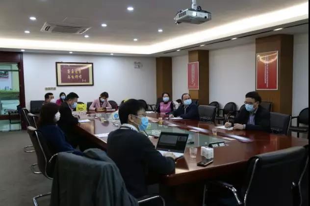省药监局党组成员苏盛锋率队赴白云山皇冠现金公司调研督导事情