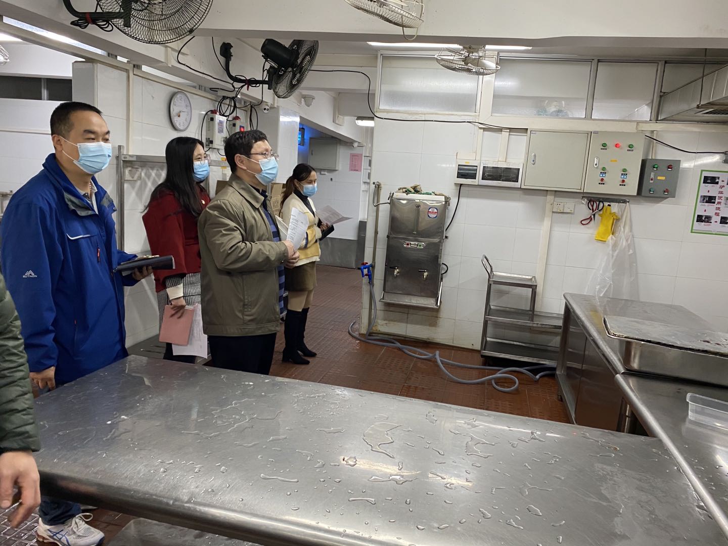 疫情防控做到位，监视检查落实处 ----白云山皇冠现金公司开展疫情防控检查事情